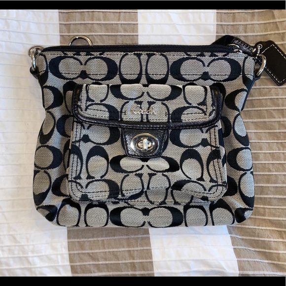 NWOT Coach cross body - Picture 2 of 5